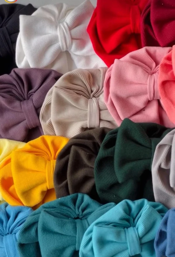 HEADBAND AND BOOTIES FOR NEWBORN BABY