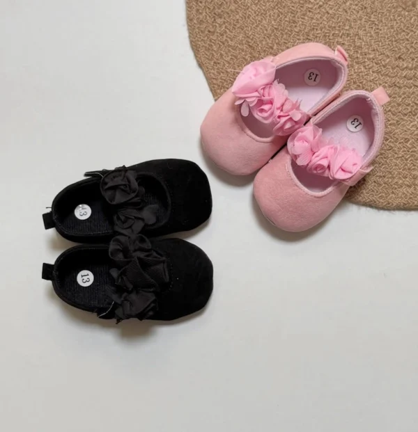 HEADBAND AND BOOTIES FOR NEWBORN BABY