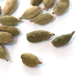 Cardamom Pods, Green