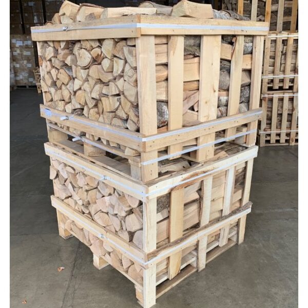 Half Crate of ASH & Half Crate of OAK Logs SECURELY STRAPPED TOGETHER DOUBLE STACK SIZE - 118cms x 105cms x 160cms (external) Packed 4 ROWS WIDE Logs are maximum length approx 25cms length & a mixture of 6-22cms approx width, which should fit most stoves Moisture content 10-20% on average less than 15% Half Crate of ASH & Half Crate of OAK Logs SECURELY STRAPPED TOGETHER DOUBLE STACK SIZE - 118cms x 105cms x 160cms (external) Packed 4 ROWS WIDE Logs are maximum length approx 25cms length & a mixture of 6-22cms approx width, which should fit most stoves Moisture content 10-20% on average less than 15%
